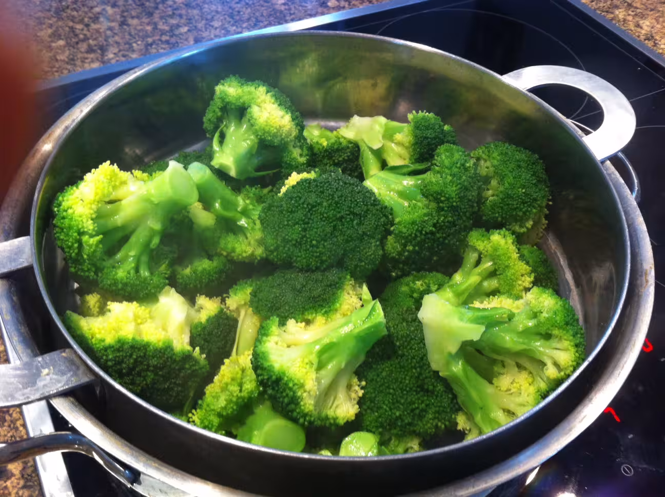 Broccoli la abur