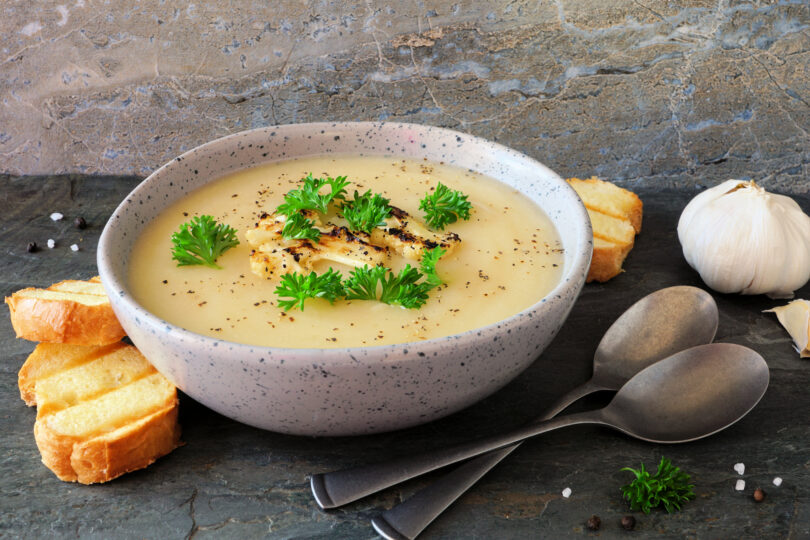 Supă cremă de conopidă