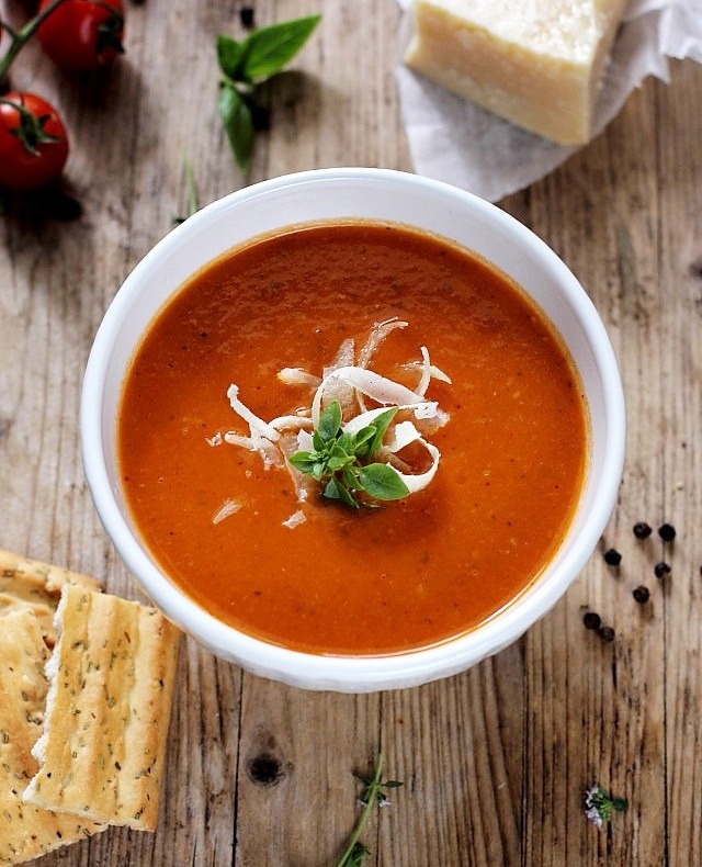 Supă cremă de roșii